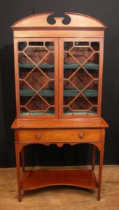 Antico Edwardian Sheraton Cina Cabinet Libreria