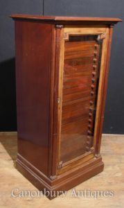Antico Vittoriano Salvage Noce campione Cabinet petto Interni