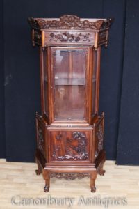 Antico cinese Padauk intagliato a mano Vetrinetta Bassorilievo Libreria 1890