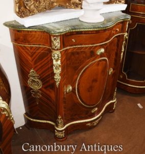 Impero francese Serpentine Cabinet Kingwood Credenza