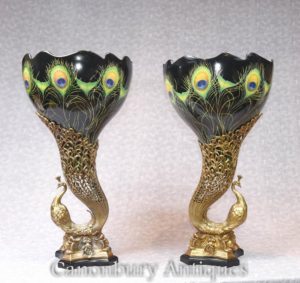Pair Art Nouveau Porcelain Pavone Vasi Uccelli Uccelli