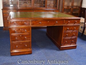 Antico William IV Mahogany partner reception