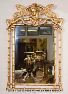 Art Nouveau molo dorato specchio di vetro a forma di libellula