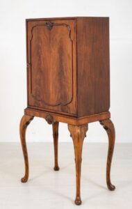 Comò Chippendale Cabinet in mogano