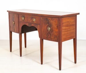 Credenza georgiana Buffet in mogano del XIX secolo