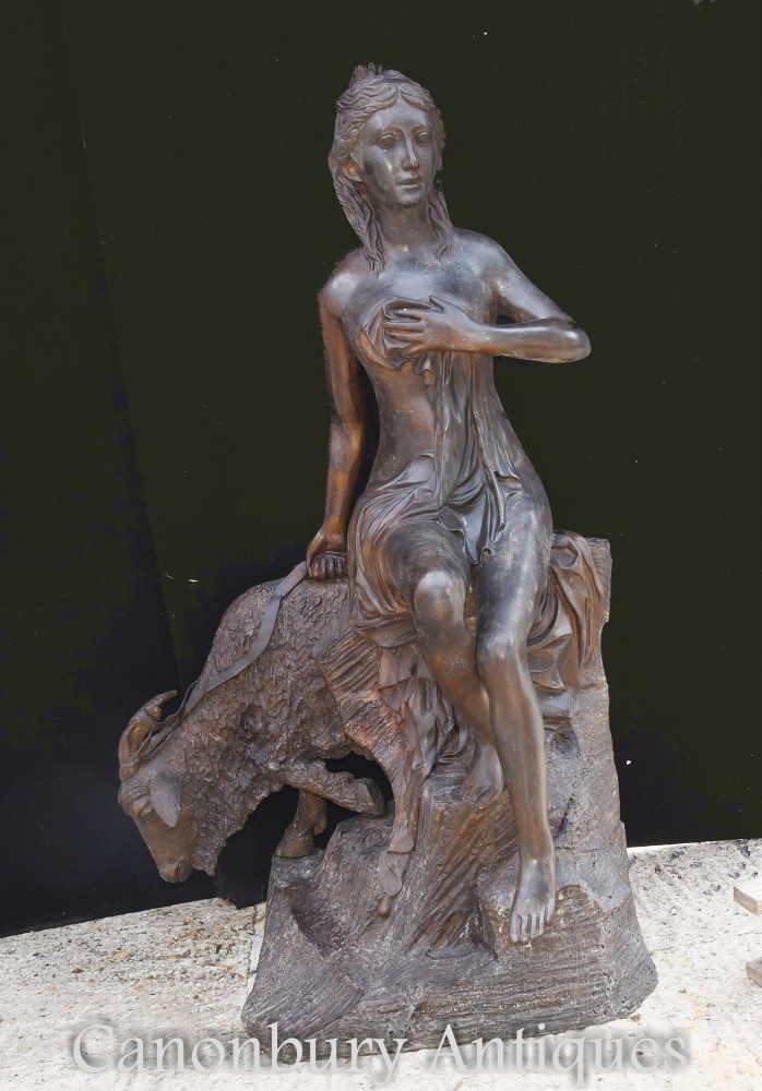 Grande statua in bronzo Diana e ariete - Dea classica da giardino Artemide